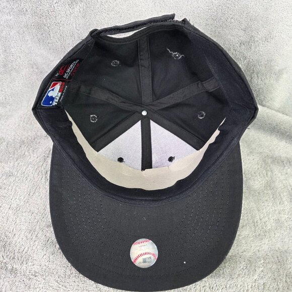 Chicago White Sox Baseball Cap By OC Sports Adjustable Hook & Loop Strap OSFM - Picture 6 of 7